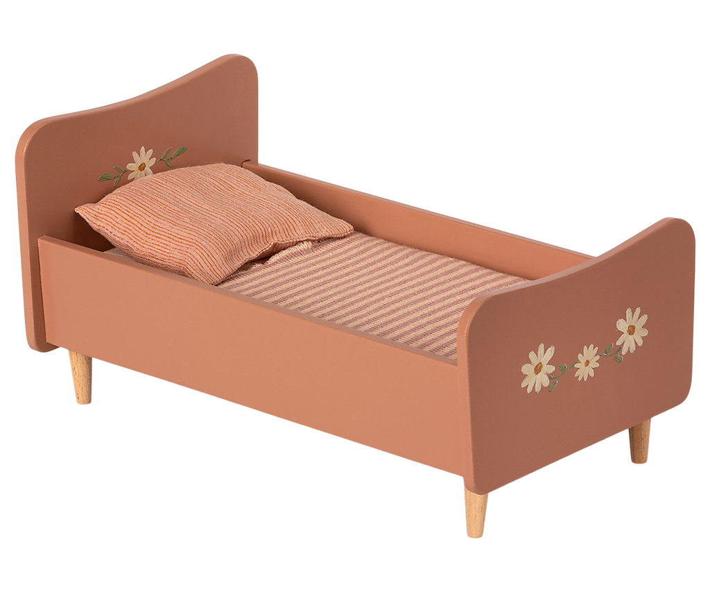 Wooden Bed, Miniature - Rose