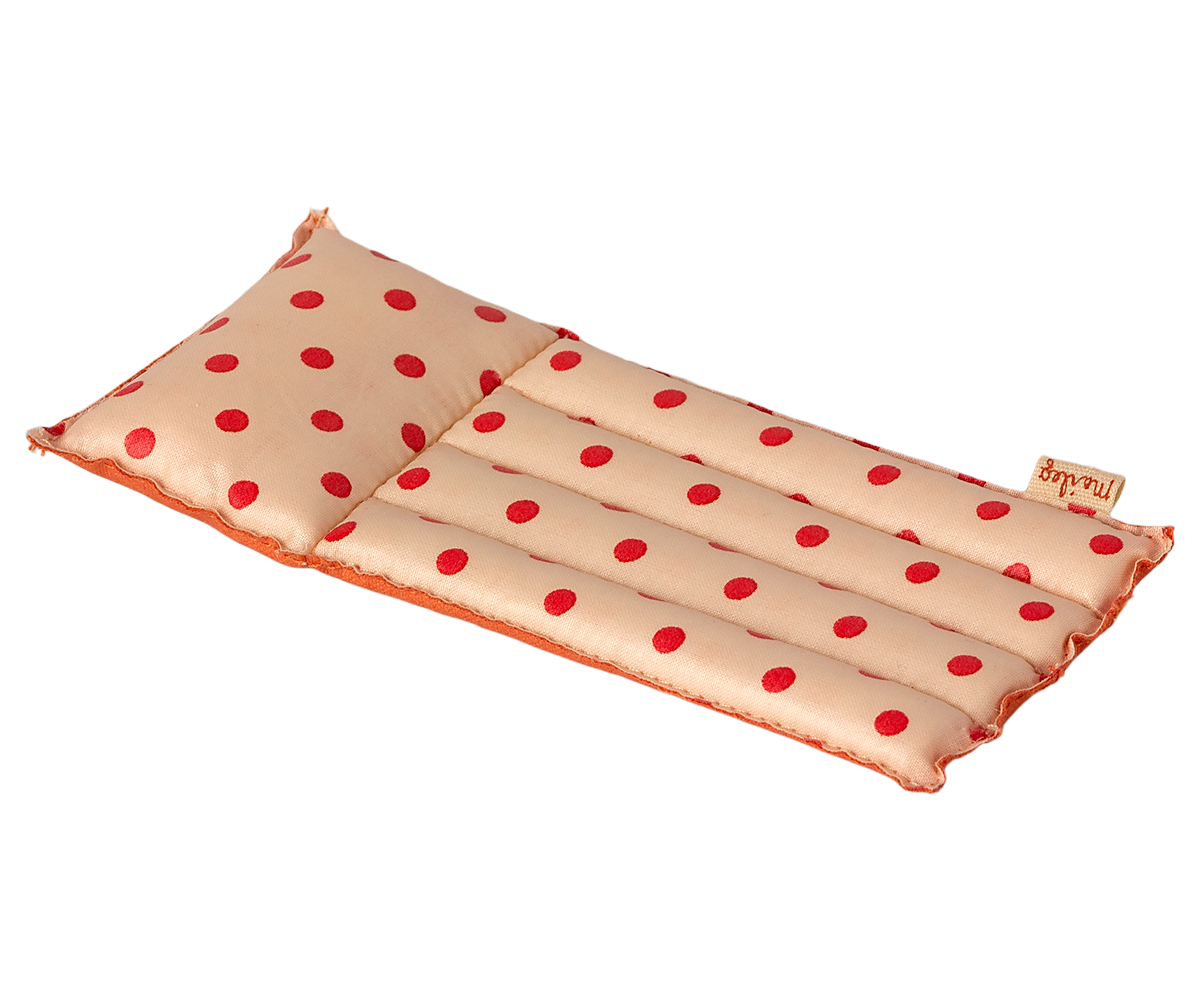 Beach Float, Red Dot