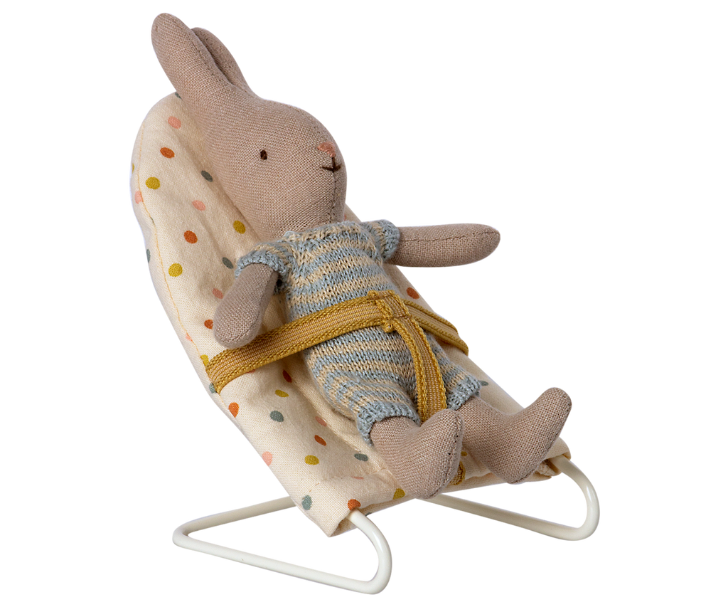 Babysitter, Micro