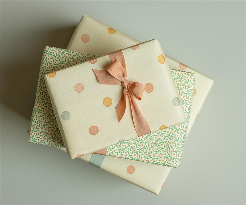 Gift Wrapping
