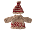 Knitted sweater and hat, Mum mouse