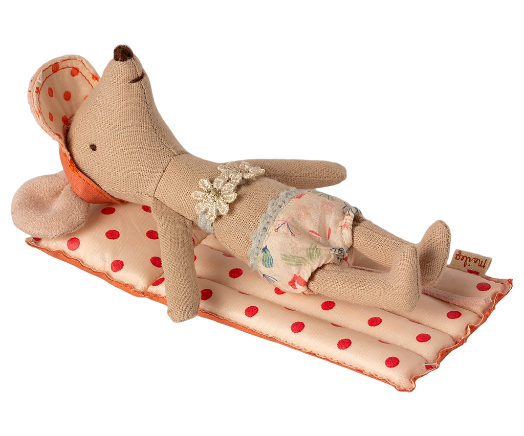 Beach Float, Red Dot