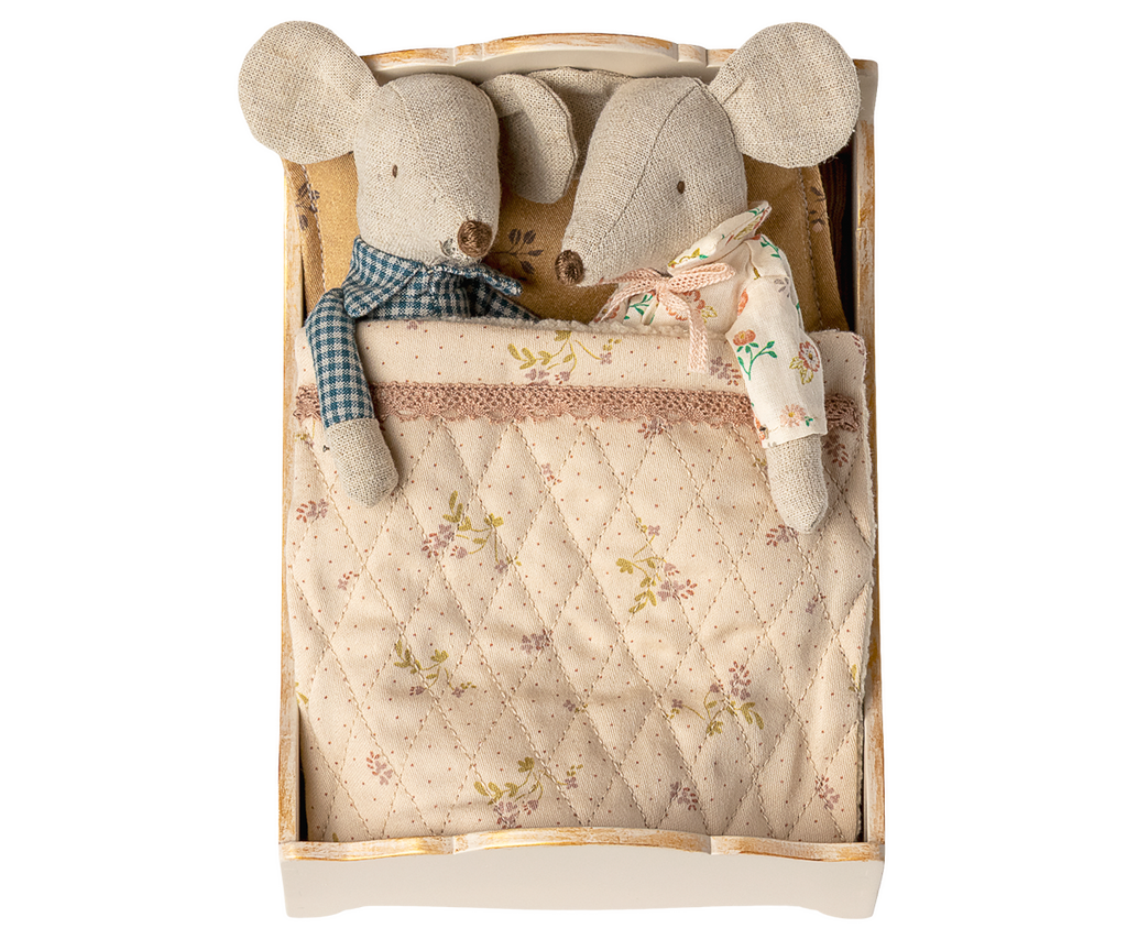 Bed, Mouse - Off white