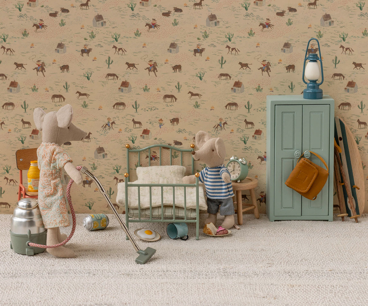 Vintage single bed, Mouse - Mint
