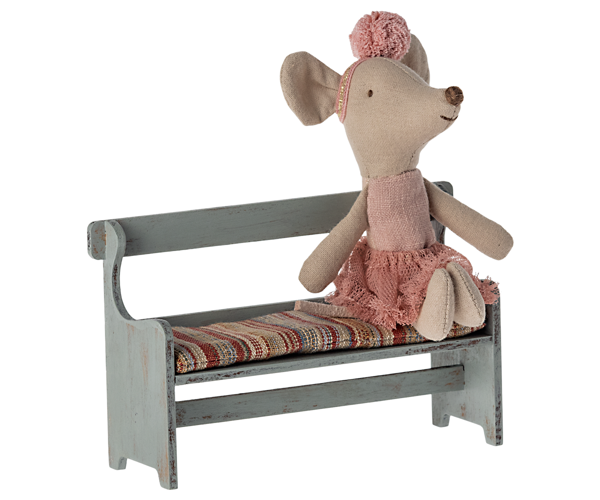 Bench, Mouse