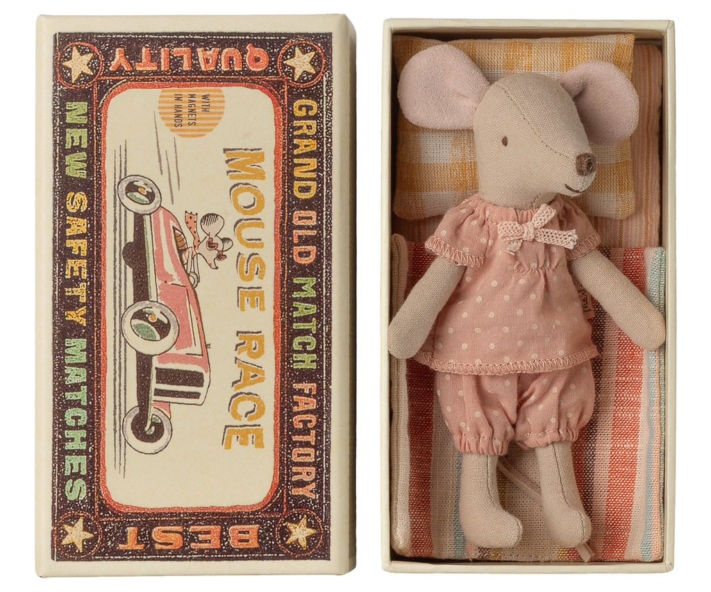 Big sister mouse in matchbox