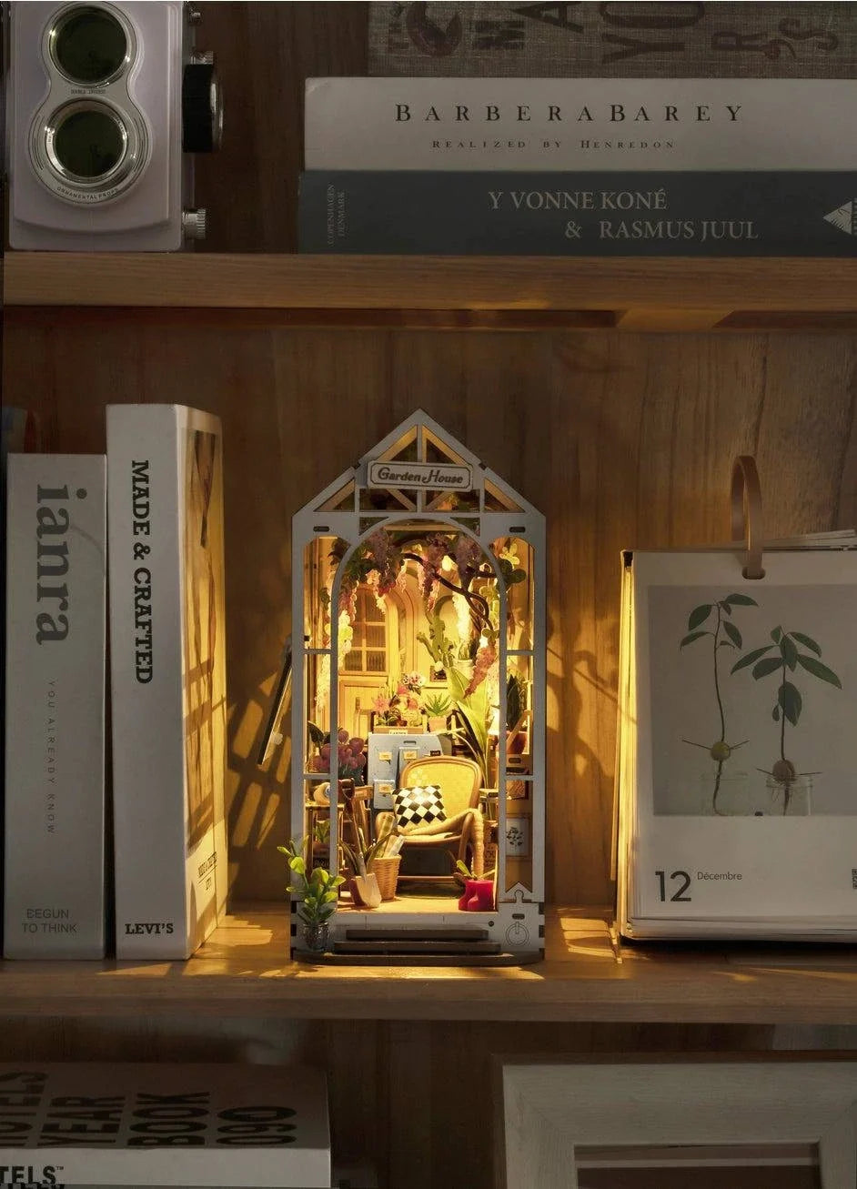DIY Book Nook Kit, Garden House – view 5