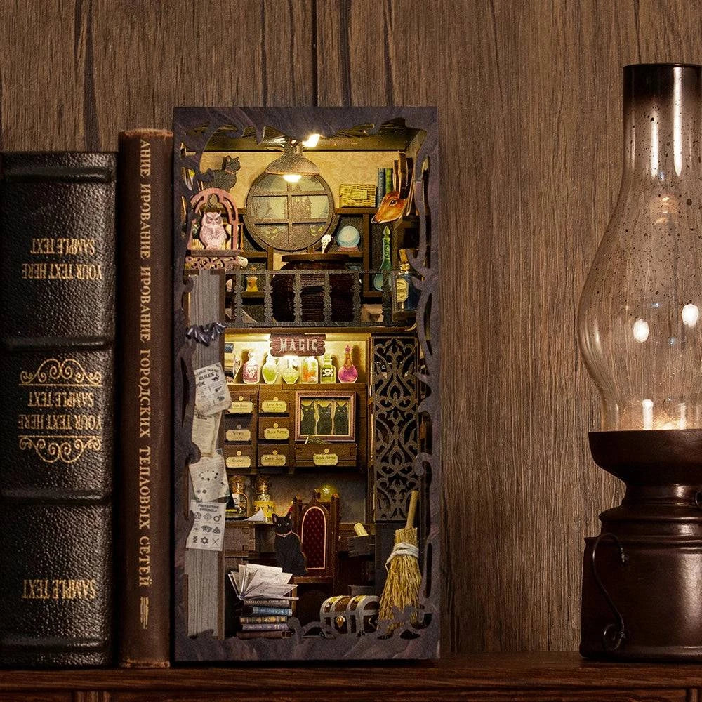 DIY Book Nook Kit, Magic Pharmacist – view 7